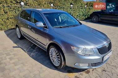 Универсал Skoda Superb 2012 в Черновцах