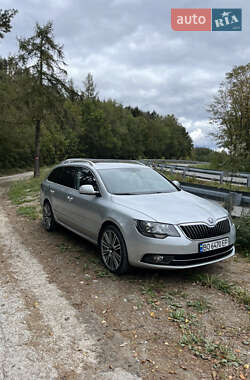 Универсал Skoda Superb 2014 в 
