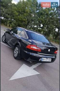 Лифтбек Skoda Superb 2010 в 