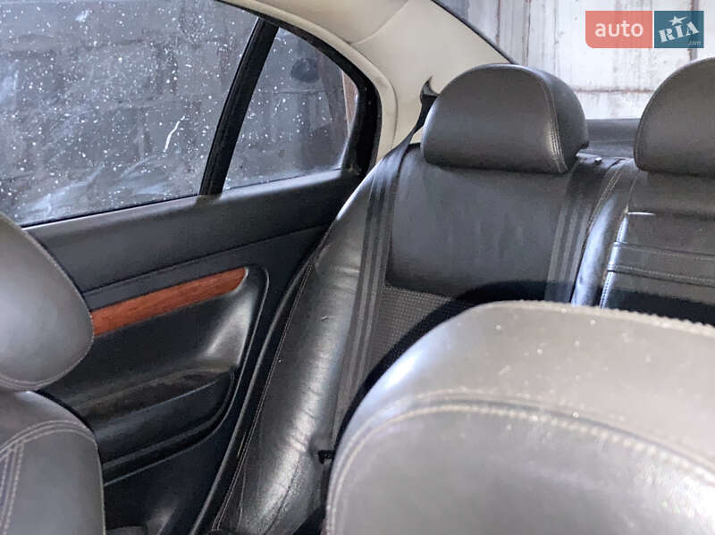 Лифтбек Skoda Superb 2007 в Жашкове фото 5 Лифтбек Skoda Superb 2007 в Жашкове