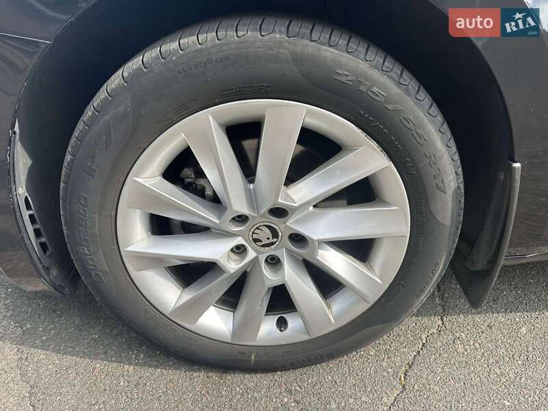 Лифтбек Skoda Superb 2015 в Киеве