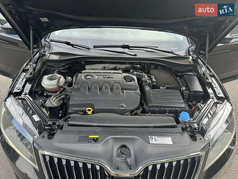 Лифтбек Skoda Superb 2015 в Киеве