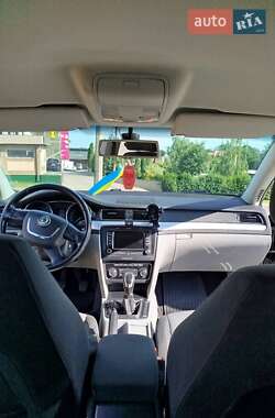 Универсал Skoda Superb 2012 в 