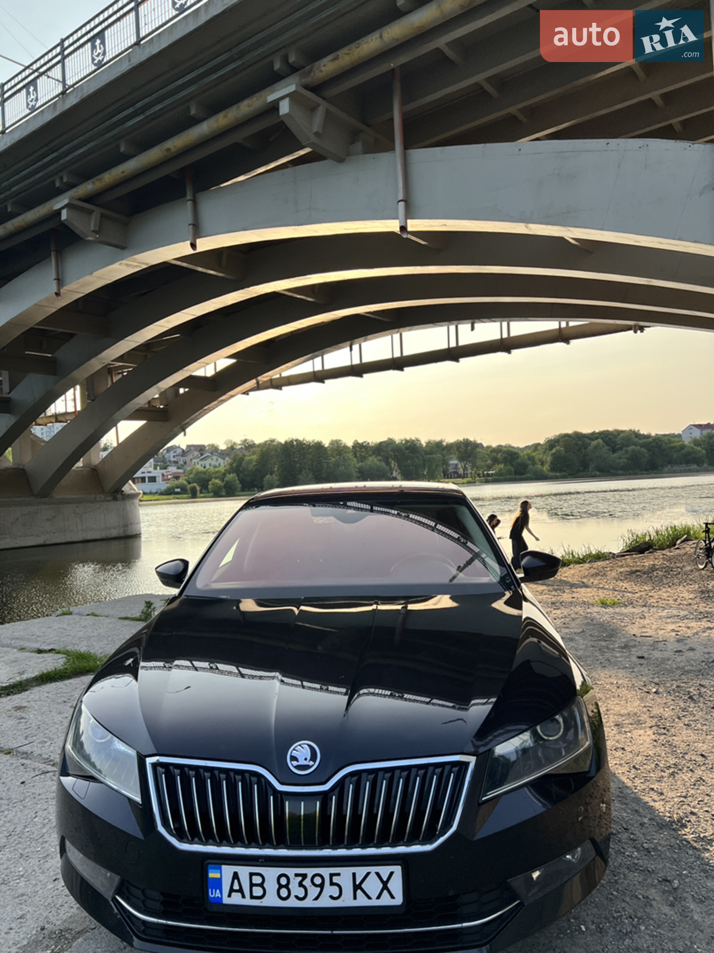 2016 Skoda Superb - мініатюра 2