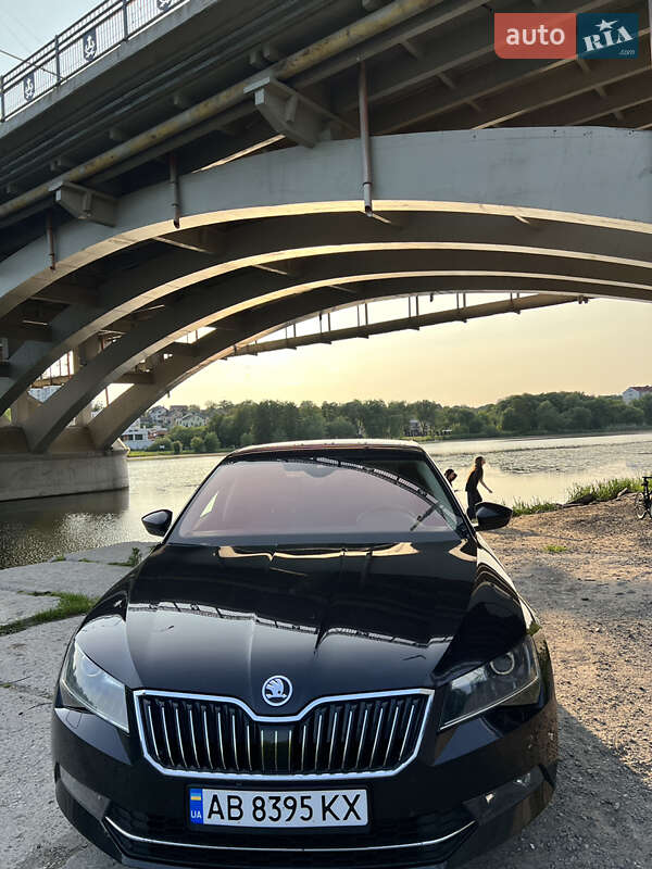 Лифтбек Skoda Superb 2016 в Жмеринке