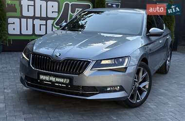 Лифтбек Skoda Superb 2019 в 