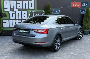 Лифтбек Skoda Superb 2019 в 