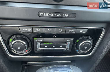 Универсал Skoda Superb 2011 в 