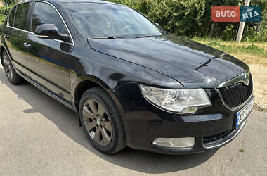 Skoda Superb 2011
