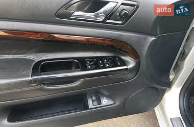 Лифтбек Skoda Superb 2006 в 