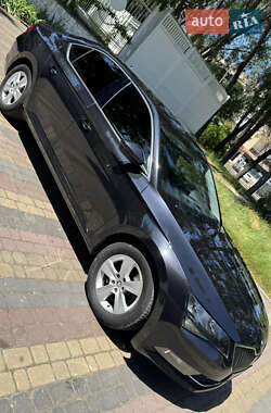 Лифтбек Skoda Superb 2017 в 