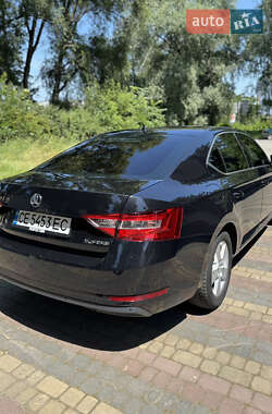 Лифтбек Skoda Superb 2017 в 