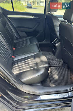 Лифтбек Skoda Superb 2017 в 
