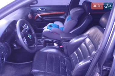 Лифтбек Skoda Superb 2003 в 