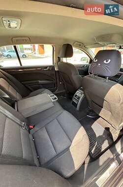 Лифтбек Skoda Superb 2012 в 