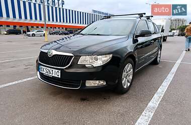 Універсал Skoda Superb 2011 в Хмельницькому