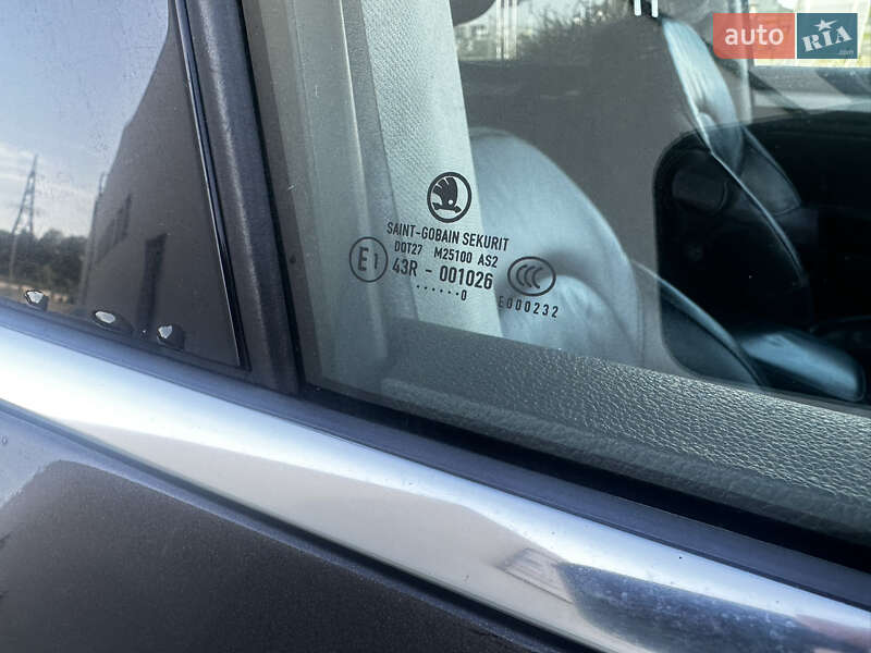 Универсал Skoda Superb 2010 в Луцке