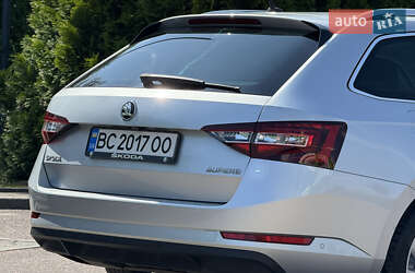 Универсал Skoda Superb 2017 в 