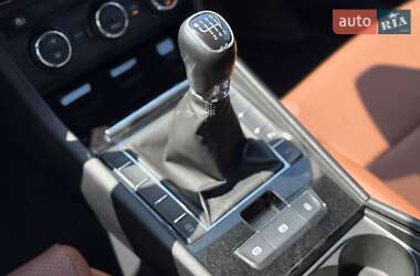 Лифтбек Skoda Superb 2015 в 