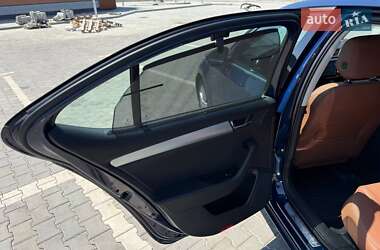 Лифтбек Skoda Superb 2015 в 