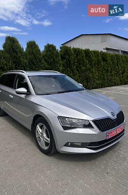 Универсал Skoda Superb 2018 в 