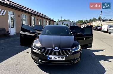 Лифтбек Skoda Superb 2019 в 