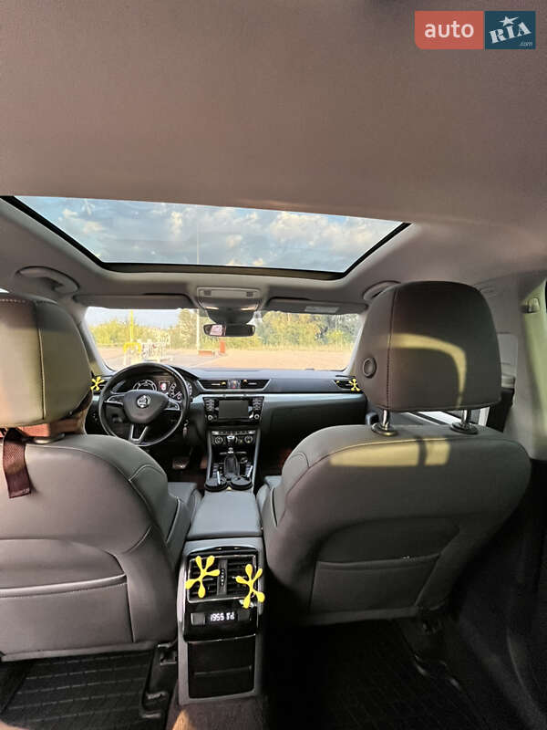 Лифтбек Skoda Superb 2016 в Ирпене