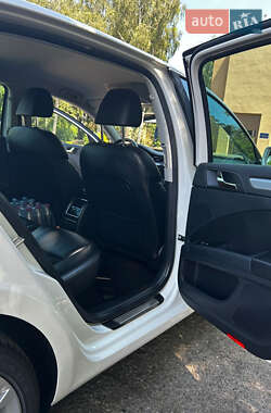 Лифтбек Skoda Superb 2013 в 