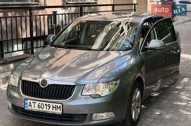 Лифтбек Skoda Superb 2009 в Киеве