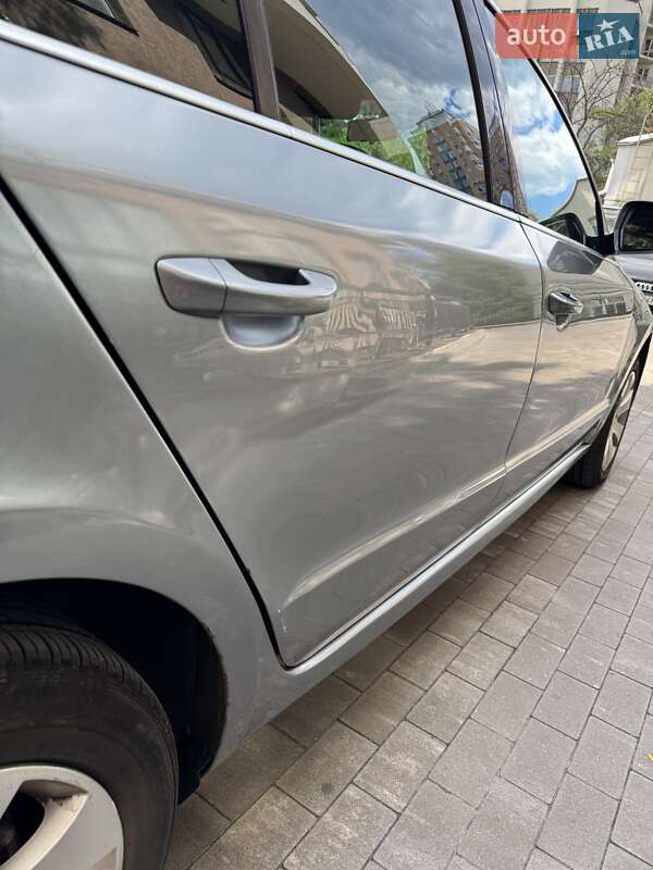 Лифтбек Skoda Superb 2009 в Киеве