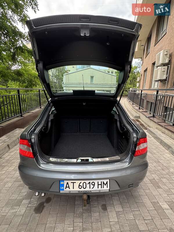 Лифтбек Skoda Superb 2009 в Киеве