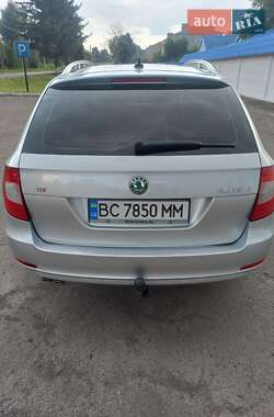 Универсал Skoda Superb 2010 в 
