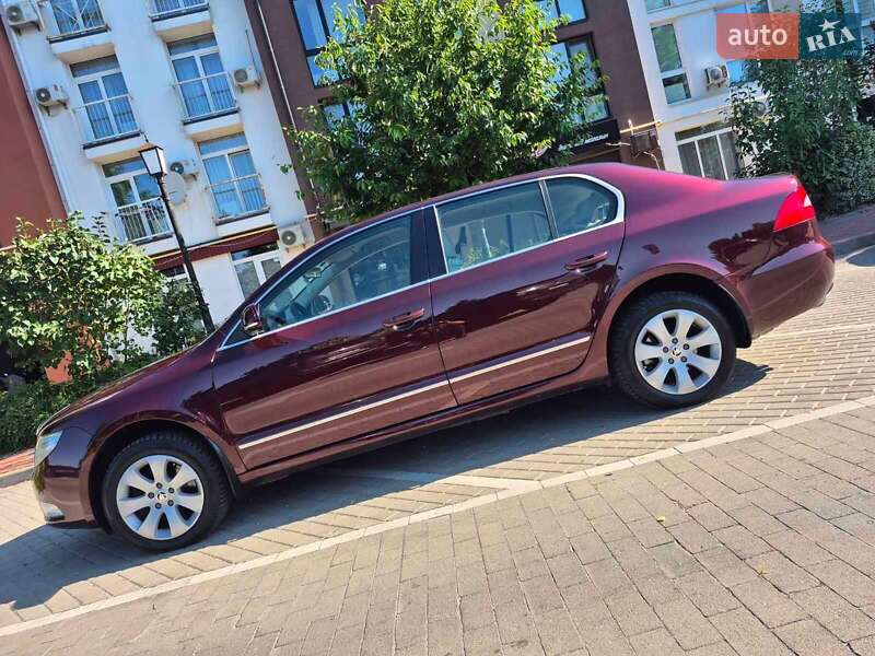 Лифтбек Skoda Superb 2010 в Киеве фото 14 Лифтбек Skoda Superb 2010 в Киеве