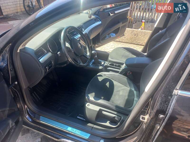 Лифтбек Skoda Superb 2014 в Краснокутске