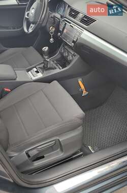 Универсал Skoda Superb 2015 в 