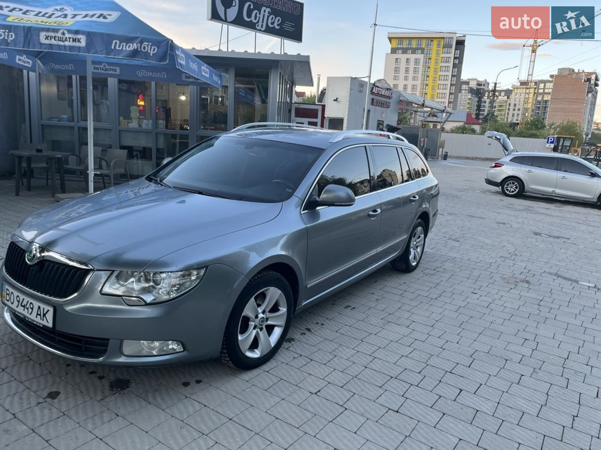 2010 Skoda Superb - мініатюра 21