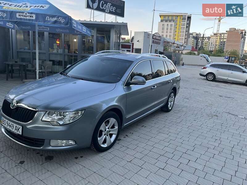 Универсал Skoda Superb 2010 в Тернополе