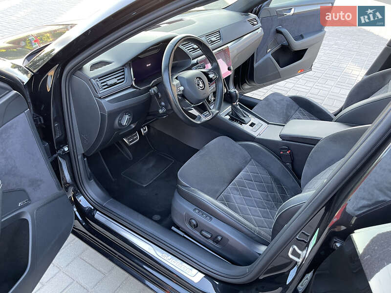 Універсал Skoda Superb 2021 в Житомирі