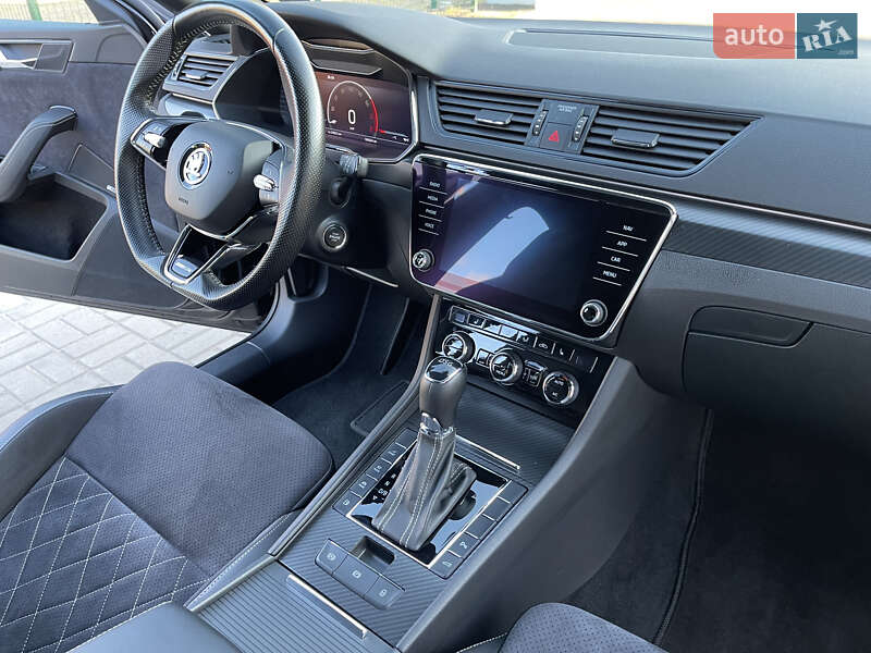 Універсал Skoda Superb 2021 в Житомирі