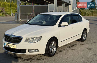 Ліфтбек Skoda Superb 2011 в Львові