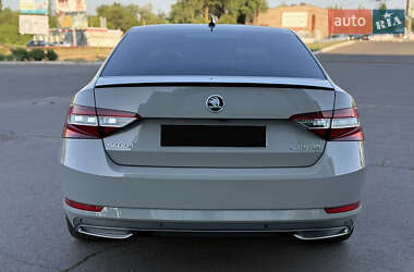 Лифтбек Skoda Superb 2018 в 