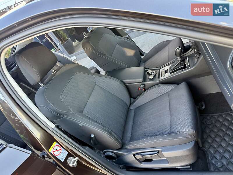 Лифтбек Skoda Superb 2019 в Киеве