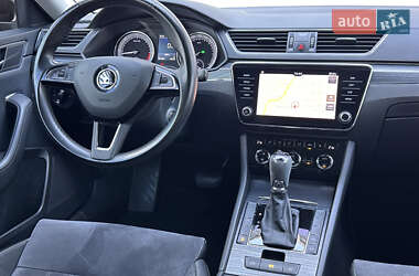 Лифтбек Skoda Superb 2020 в 