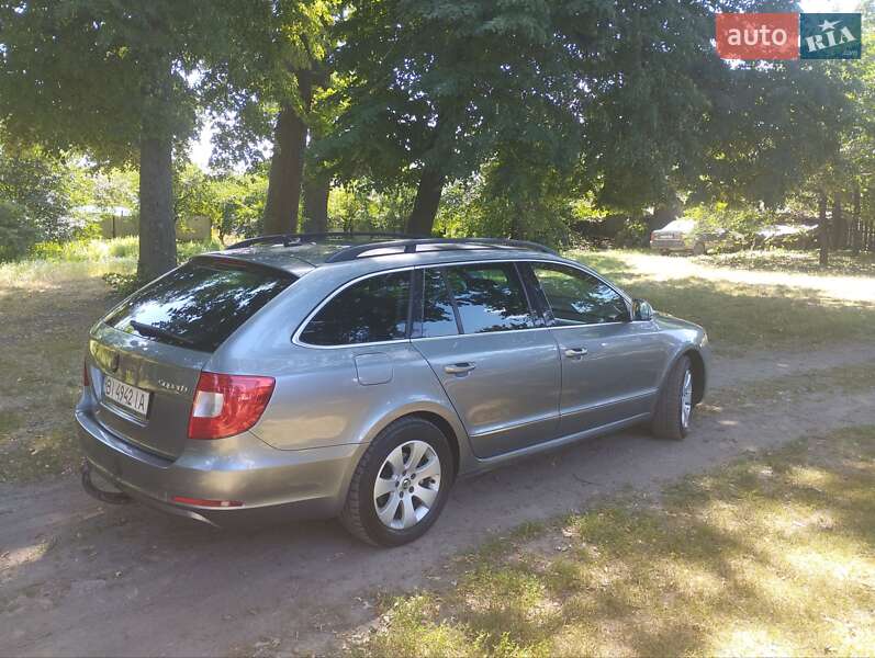Універсал Skoda Superb 2011 в Лубнах