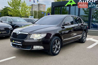 Skoda Superb 2012 Skoda Superb 2012