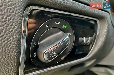 Лифтбек Skoda Superb 2012 в 