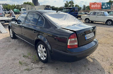 Лифтбек Skoda Superb 2006 в 