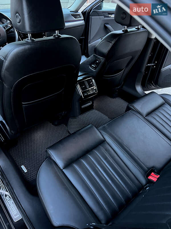 Ліфтбек Skoda Superb 2018 в Дніпрі