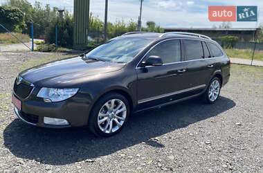 Универсал Skoda Superb 2011 в 