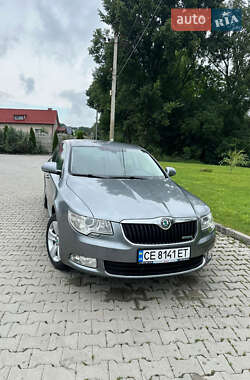 Лифтбек Skoda Superb 2012 в Черновцах